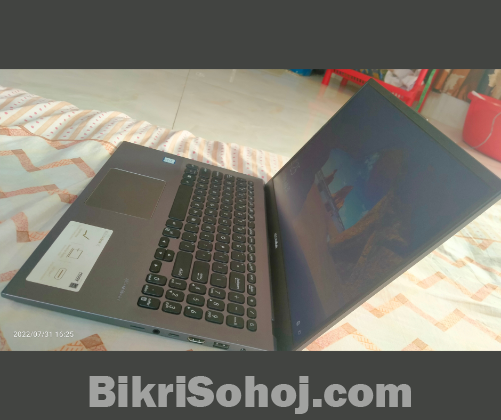 Asus VivoBook 15 X512UA